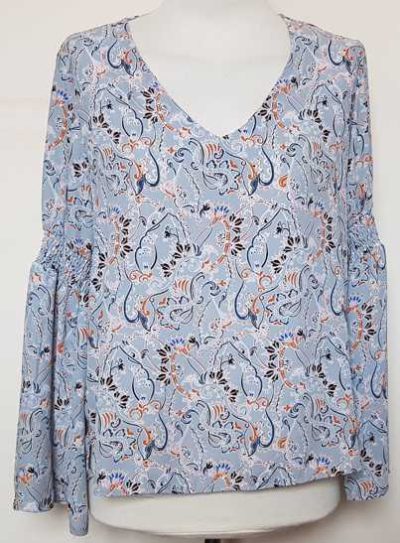 Jacqueline de Yong lichtblauwe blouse met aparte mouwen mt. 38