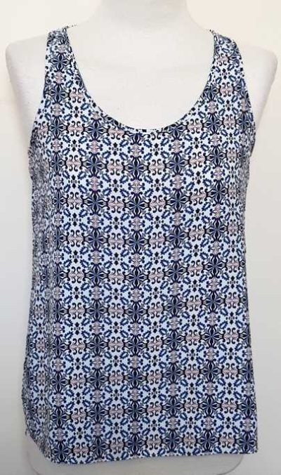 Atmosphere witte soepelvallende blouse top met print mt. 38