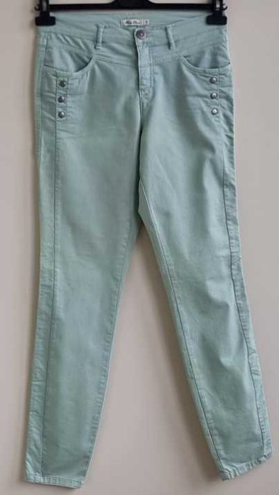 Miss Etam groene stretchy broek mt. 38