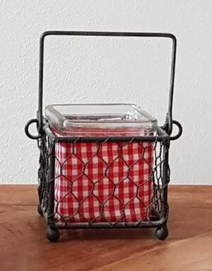 Windlichtje van draadmandje met glas