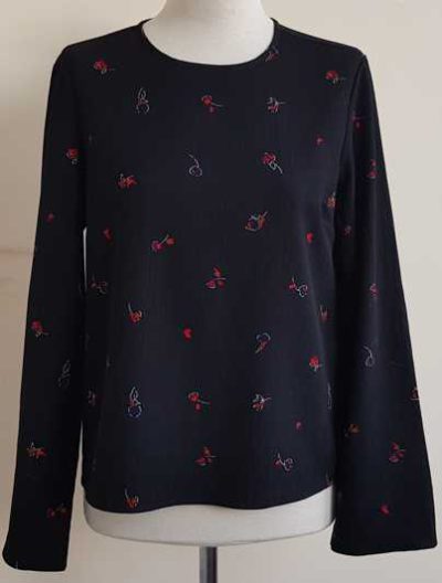 Pieces zwarte blouse met kleine printjes mt. M