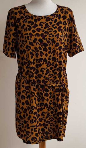 Jacqueline de Yong mosterdgeel jurkje met dieren print mt. 38