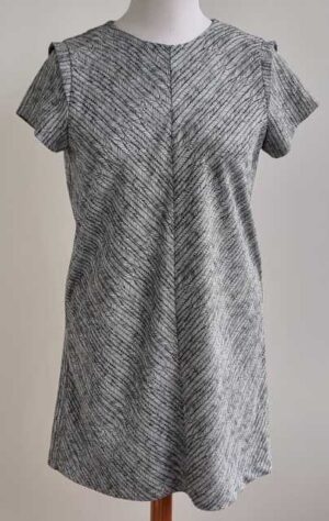 Zara creme/zwart jurkje mt. XL