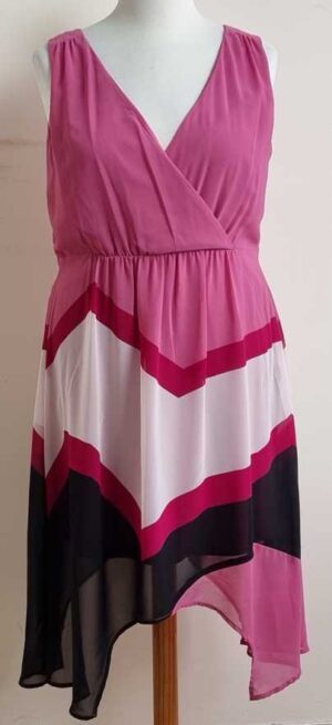 Wrap Dress Yessica roze jurk met zwart mt. 42