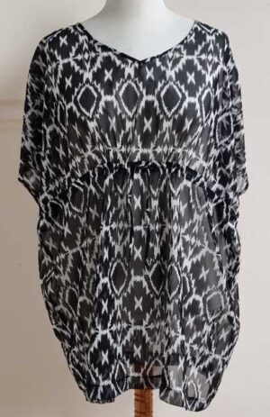 Yessica zwart/witte blouse mt. 46