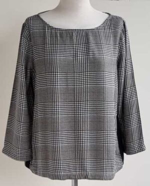 S. Oliver zwart/wit soepelvallend shirt mt. 40