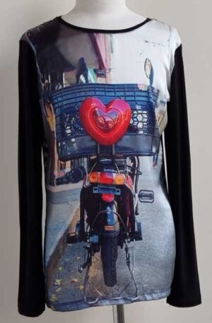 164.Geisha zwart/wit shirt/blouse met print mt. 164