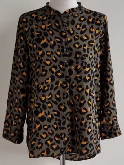 Jacqueline de Yong groene blouse met dieren print mt. 36