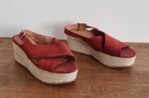 H & M warm oranje schoentje mt. 38
