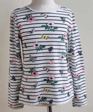 134.H & M wit gestreept shirt met bloemetjes mt. 134/140