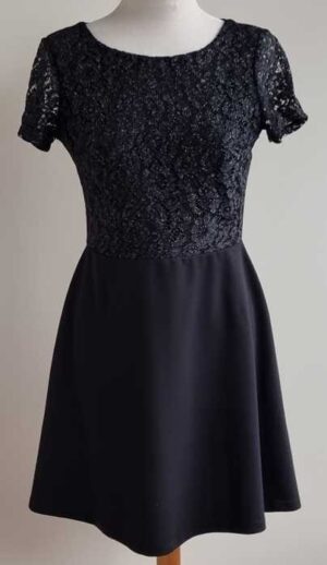 Lola Liza zwart jurkje met kant en glitter mt. 38