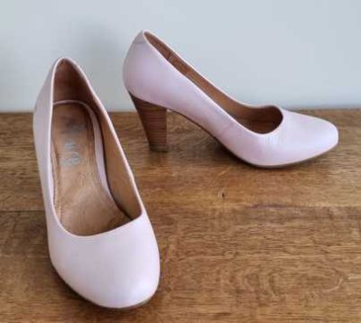 P.i.u.r.e roze pumps mt. 38