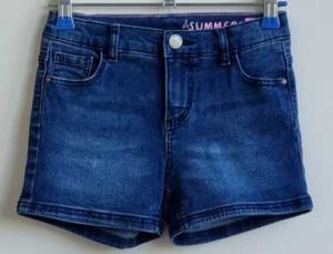 122.Hema jeans short mt. 122/128