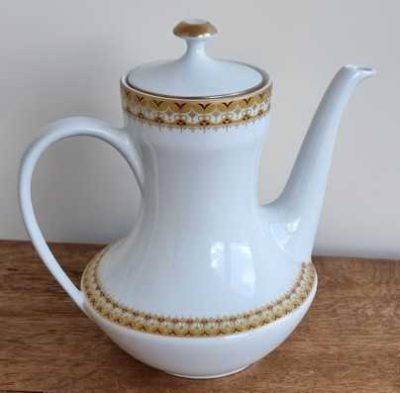 Bavaria theepot met gouden accenten