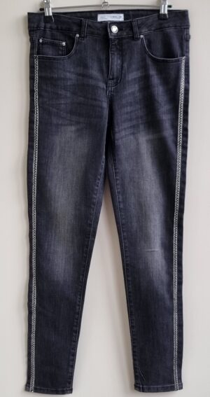 Zara grijs/zwarte jeans met zilver biesje mt. 164