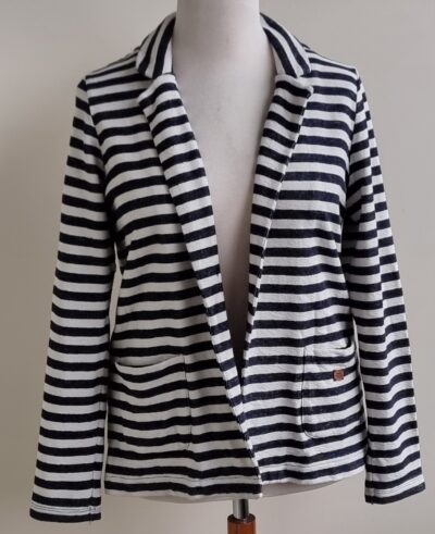 Only jeansblauw/wit blazertje met zakken mt. XL