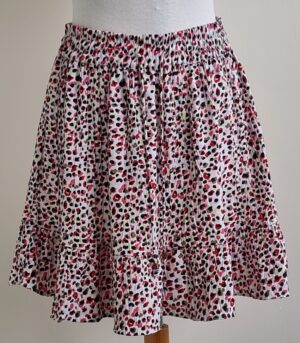 Only wit rokje met gekleurde dieren print mt.  S