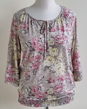 Laura Kent beige shirt met bloemen prints mt. 44