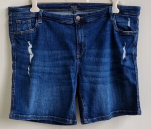 MS Mode donkere jeans short mt. 52