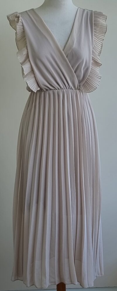 Lovypop beige jurk met roesels mt. M/L