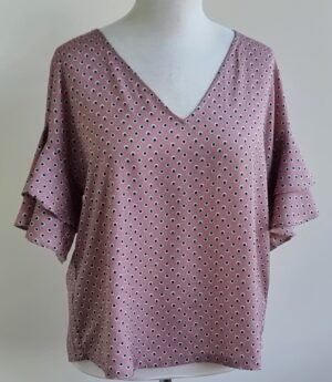 Violeta lila blouse met donkerblauw/witte printjes mt. 46 (L)