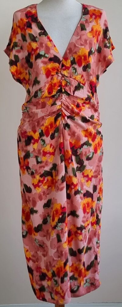 H&M langere roze jurk met felgekleurde prints mt. M