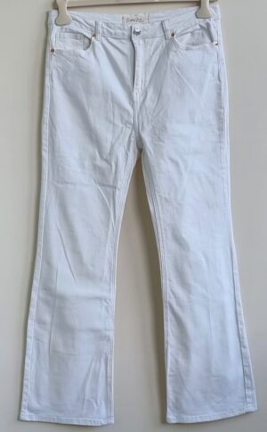 Everyday Jeans witte jeans met flair pijp mt. XL/42