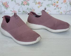 Skechers roze mt. 39