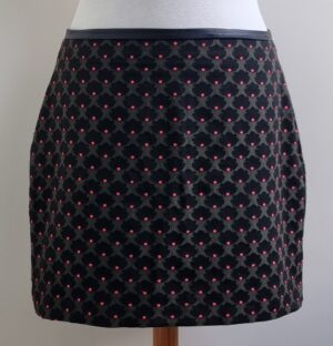 Steps zwarte rok met groen en neon roze mt. 44