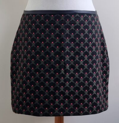 Steps zwarte rok met groen en neon roze mt. 44