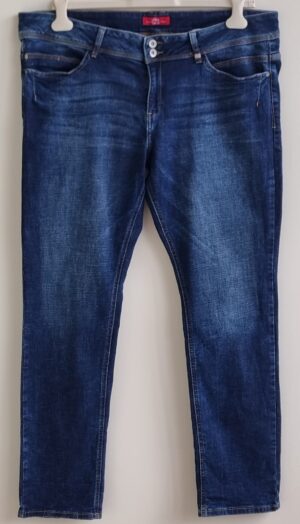 S.Oliver Shape Slim stretchy jeans mt. 46