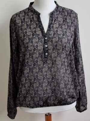 Bel&Bo beige blouse met zwarte kant print mt. 44