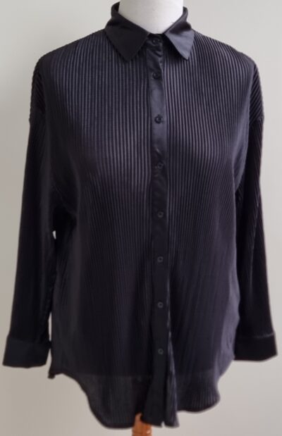 Effeny zwarte stretchy plisse blouse mt. TU