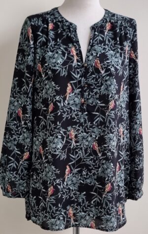 Yessica zwarte blouse met bladeren en vogel print mt. 40