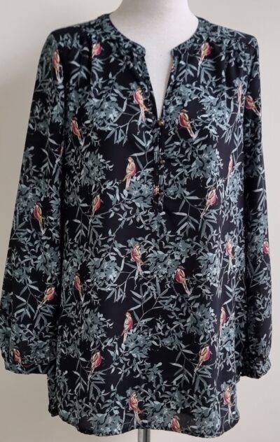 Yessica zwarte blouse met bladeren en vogel print mt. 40