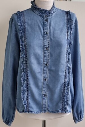 Only jeansblauw bloesje met roeseltje mt. 40
