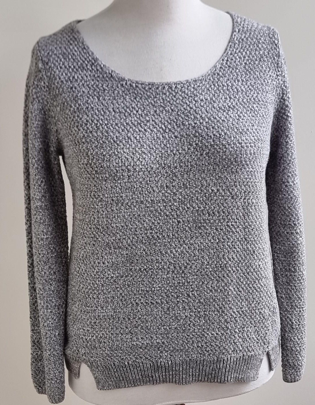 Esprit grijze trui met glimmertje mt. XL