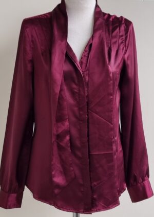 Lola & Liza wijnrode blouse mt. 40