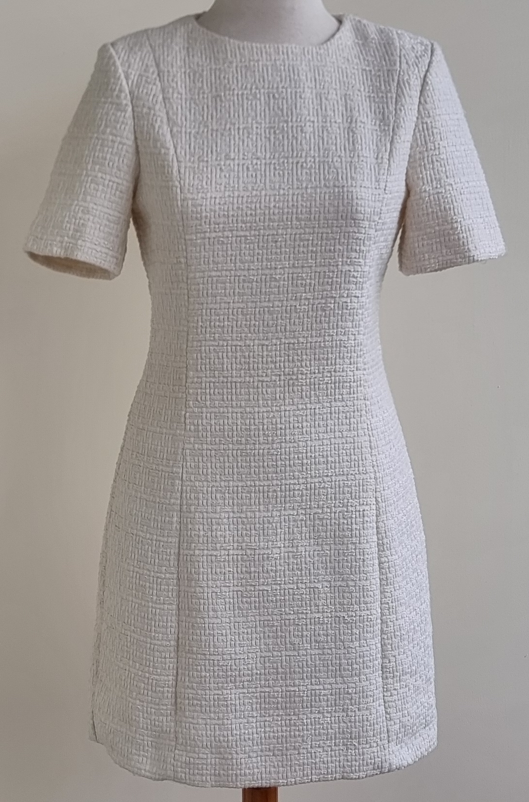 H & M roomwitte winter jurk mt. 36