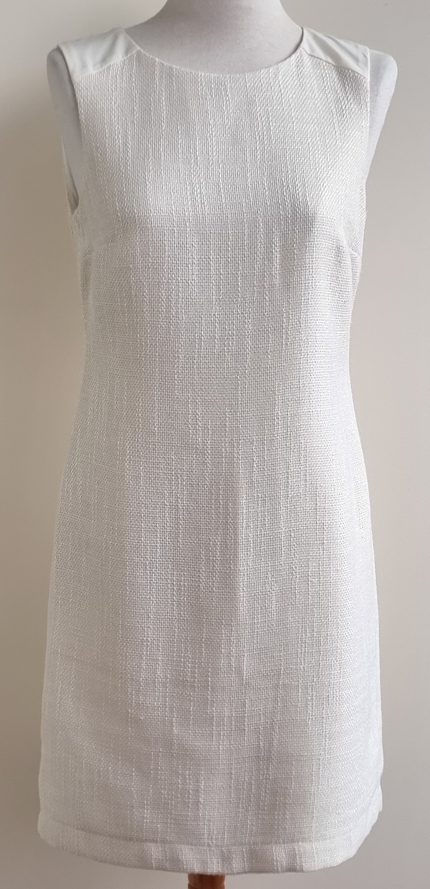 Bel & Bo roomwit winter jurkje mt. S