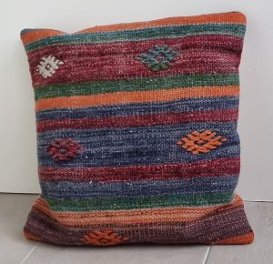 Kussen in wat fellere kleuren