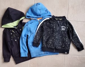 3 Vesten van verschillende merken mt. 86