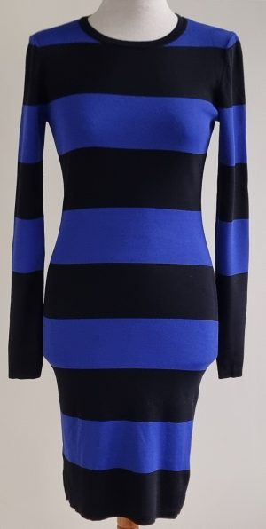 Nikkie blauw/zwarte winter jurk mt. 36