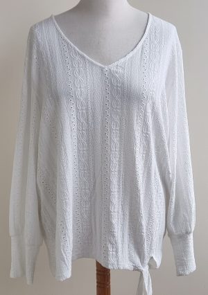 Exxcellent witte bewerkte blouse mt. 50/52 NIEUW