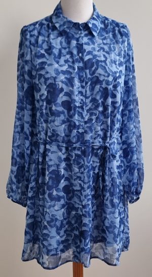 Vila jurk in blauwtinten mt. 44