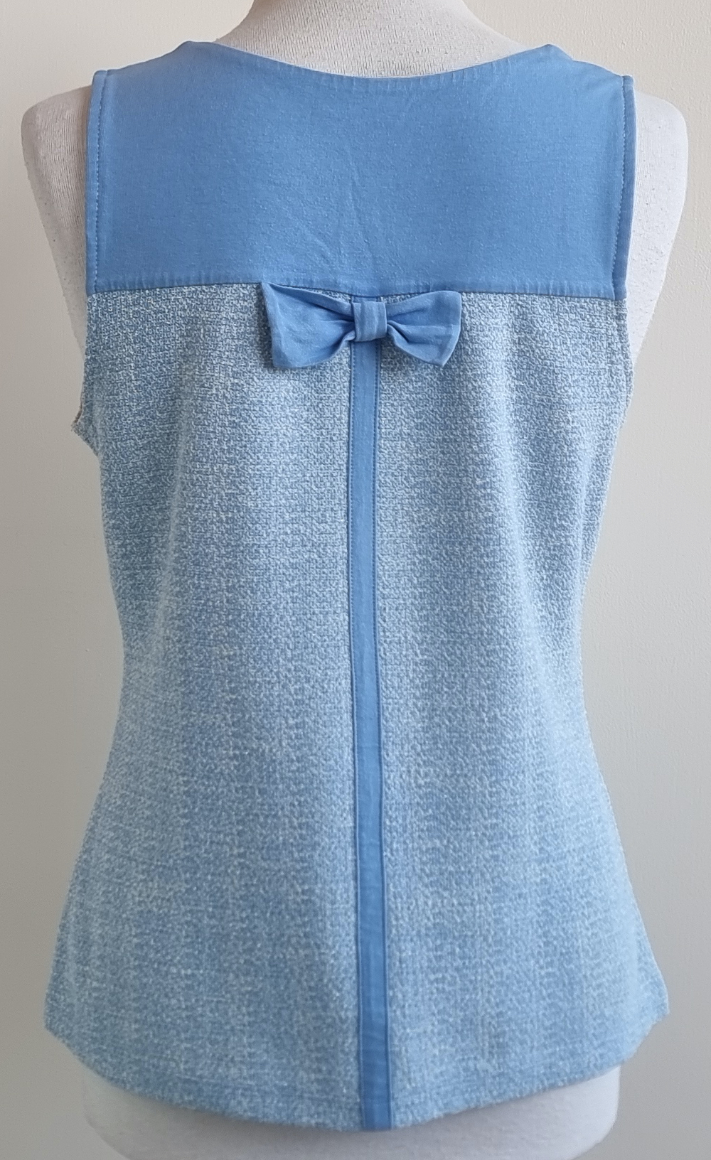 Terre Bleue lichtblauwe stretchy top mt. 40 - Afbeelding 2