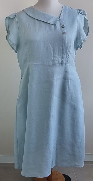 Lintico lichtblauw linnen jurkje mt. XXL