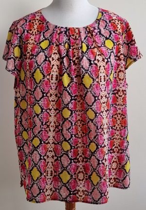 Norah roze/gele blouse met slangenprint mt. 48