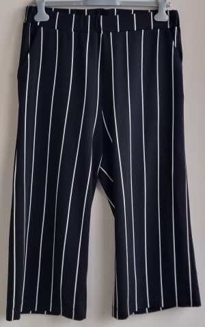 Miss Etam zwart/wit gestreepte cluotte mt. 46