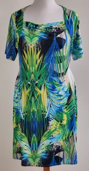 Band á part soepelvallende gekleurde jurk mt. XL